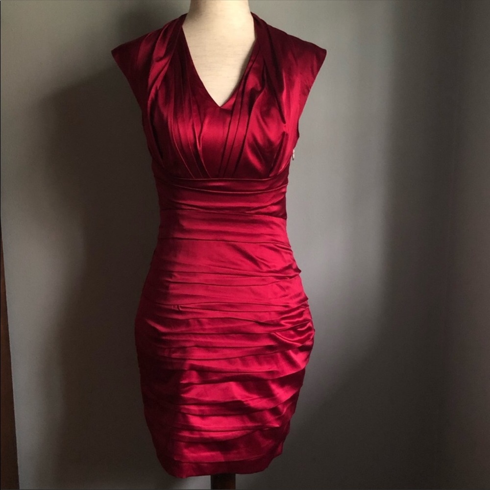 Express Dress - Picture 2 of 9